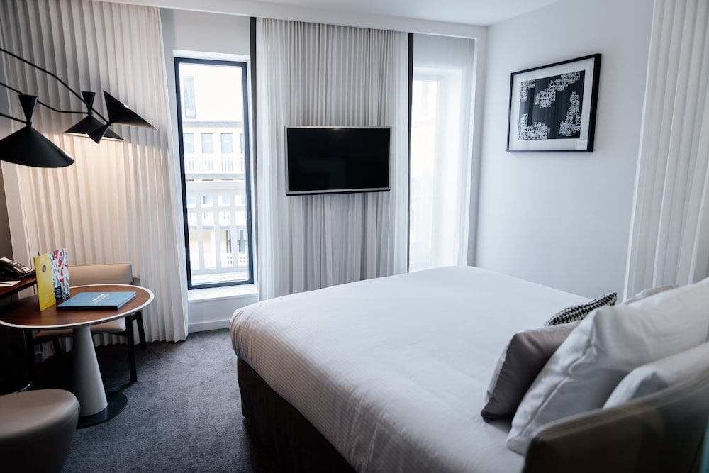 Classic Room, 1 Queen Bed photo 2
