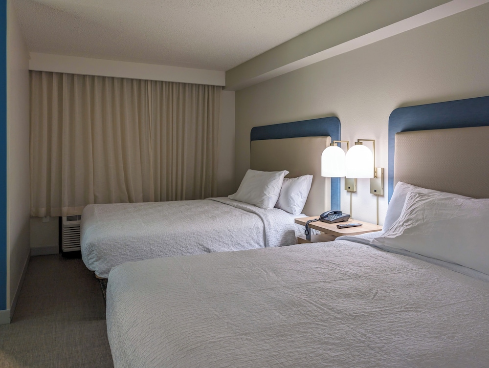 Studio Suite, 2 Queen Beds - Photo 2