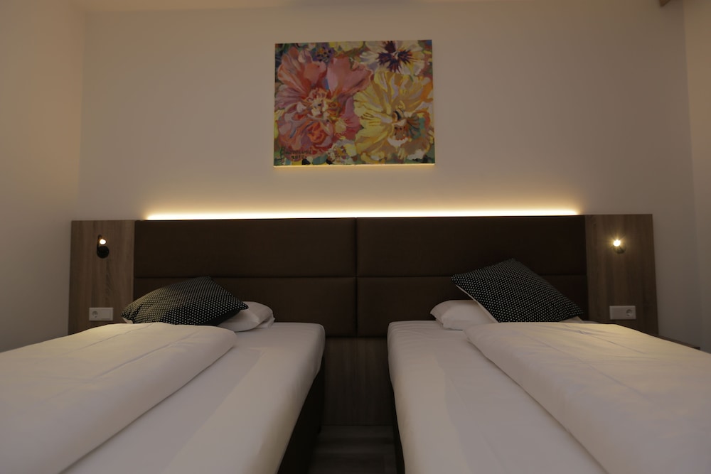 Economy Double or Twin Room