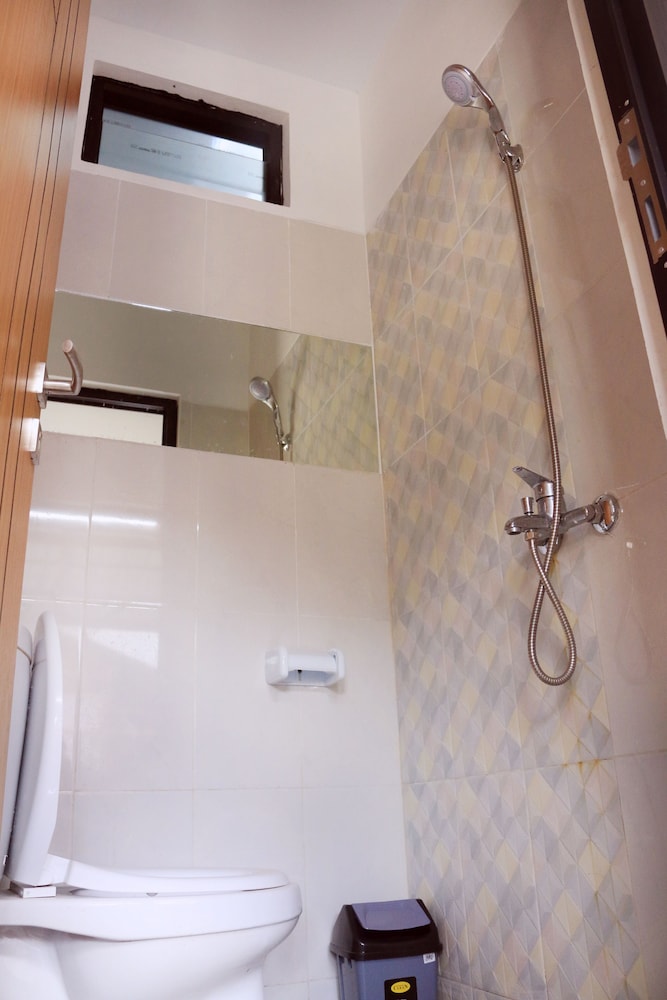 Standard Double Room - Photo 15