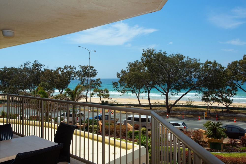 Apartment, 2 Bedrooms, Ocean View photo 2