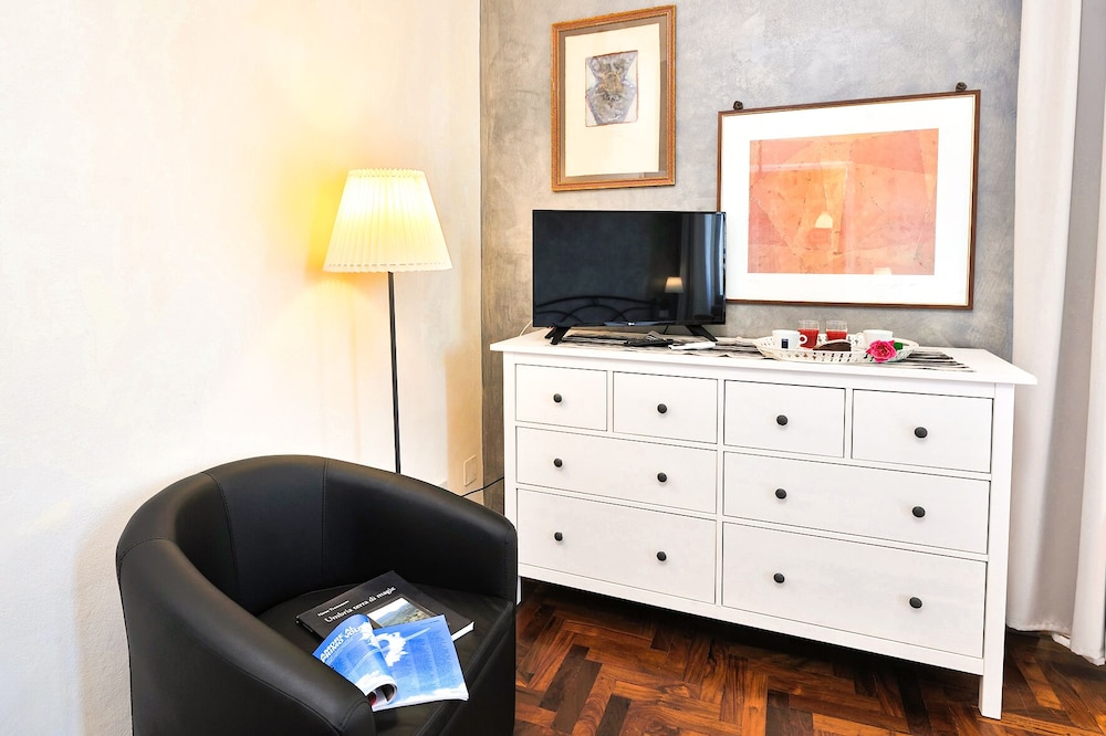 Family Apartment, 1 Bedroom photo 2