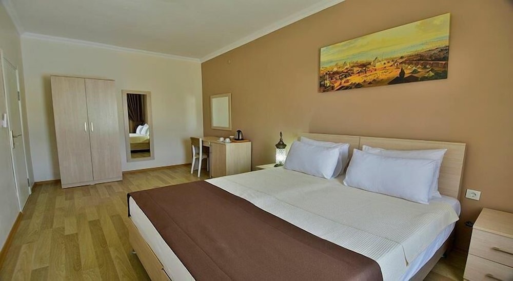 Deluxe Room, 1 Bedroom, Corner