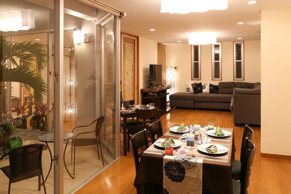 Villa photo 1