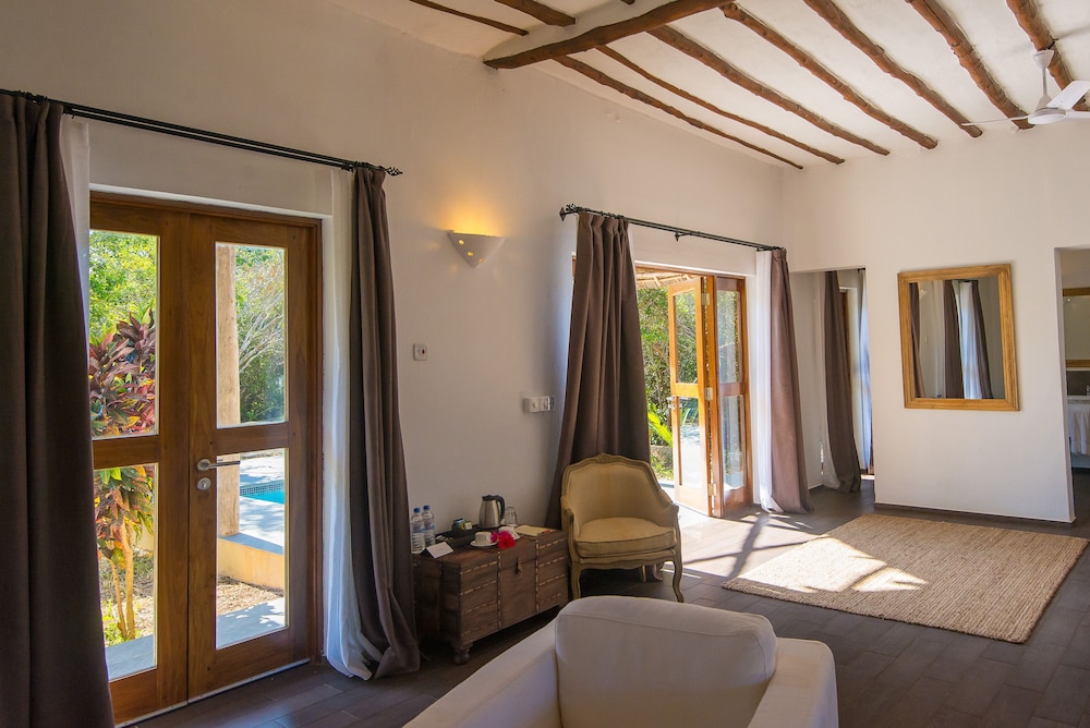 Family Villa, 1 Bedroom, Non Smoking, Garden View - Photo 4