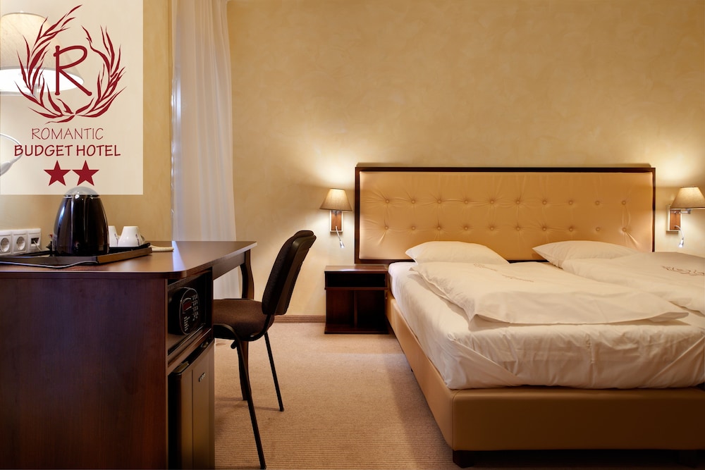 Economy Twin Room photo 1