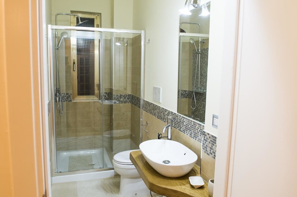 Deluxe Room, Private Bathroom (External) photo 2