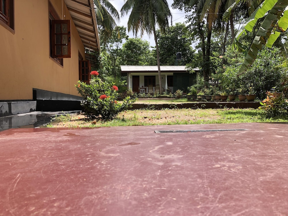 Deluxe Double Room, 2 Bedrooms, Garden View photo 2