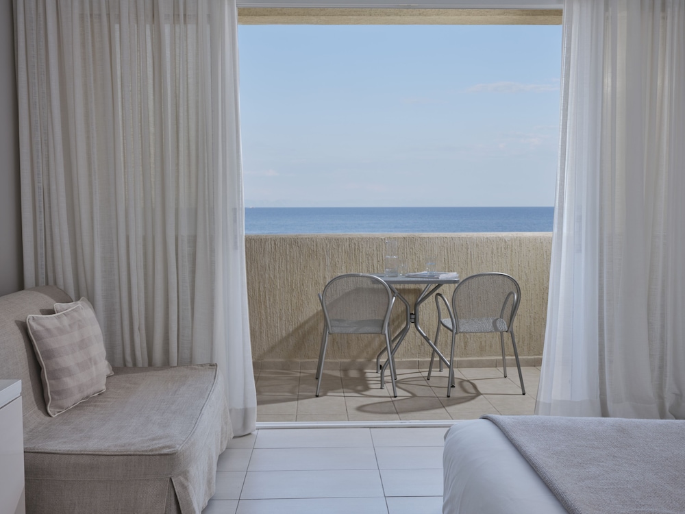 Family Suite Sea View (Maisonette) thumbnail 5