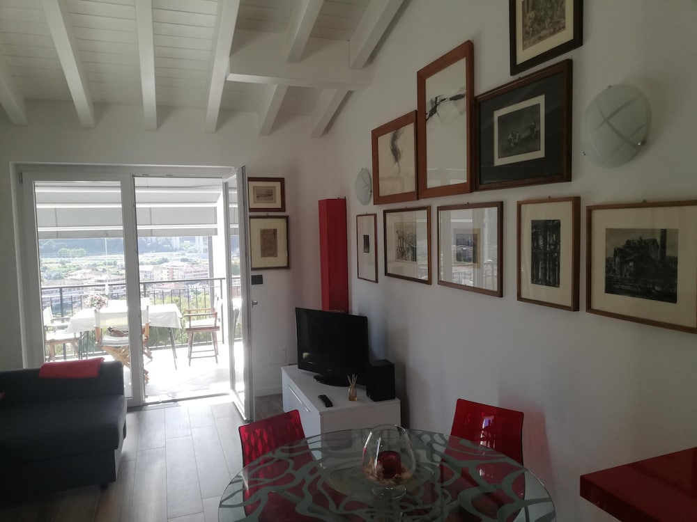 Apartment photo 1