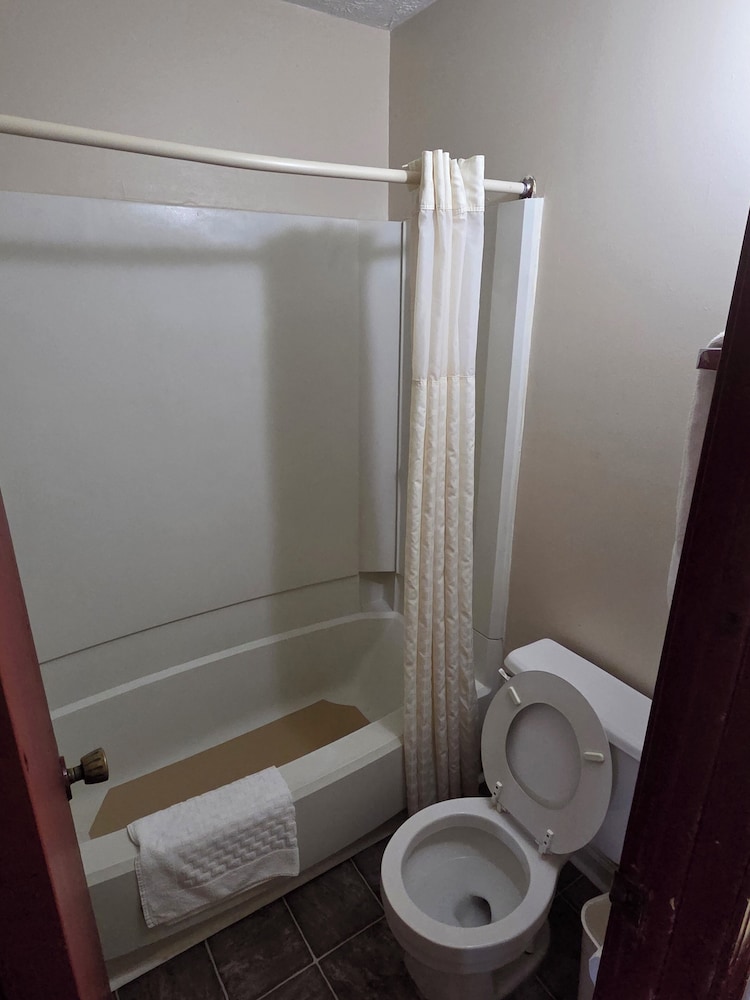 Double or Twin Room photo 2