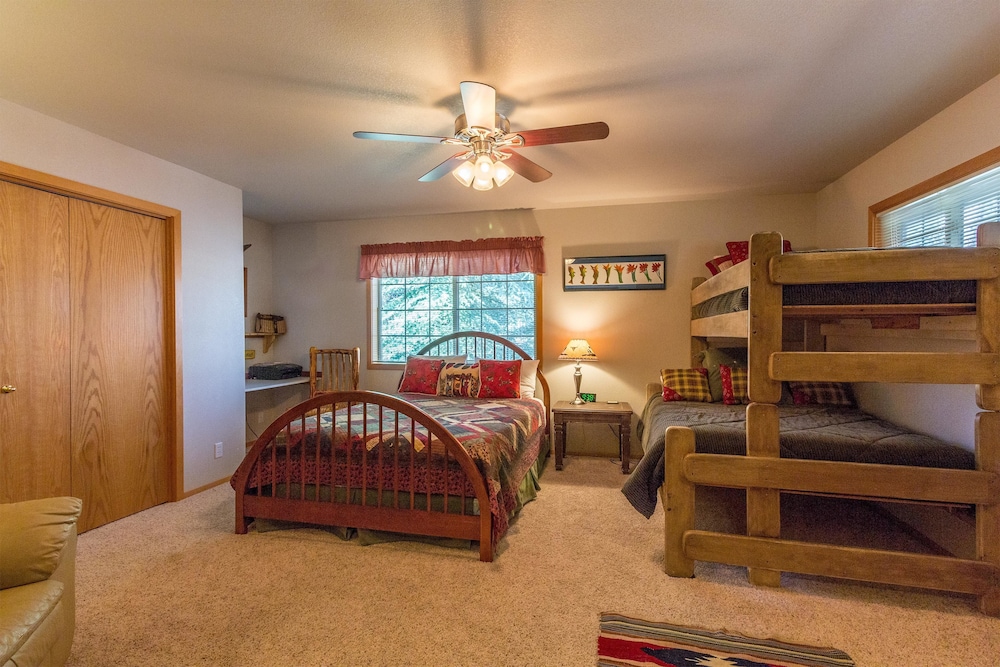 Family Apartment, 4 Bedrooms