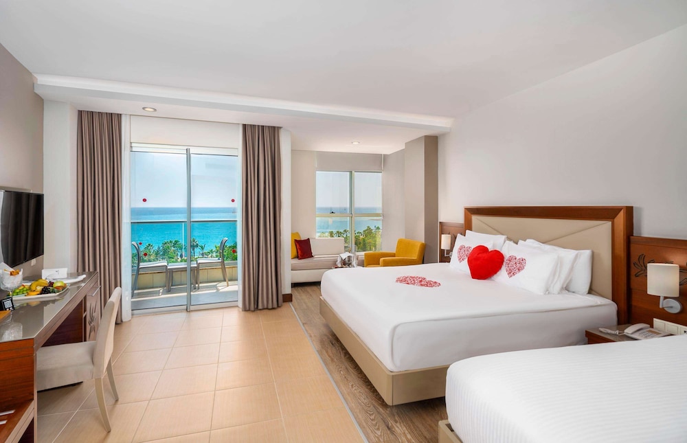 Junior Suite, Sea View photo 2