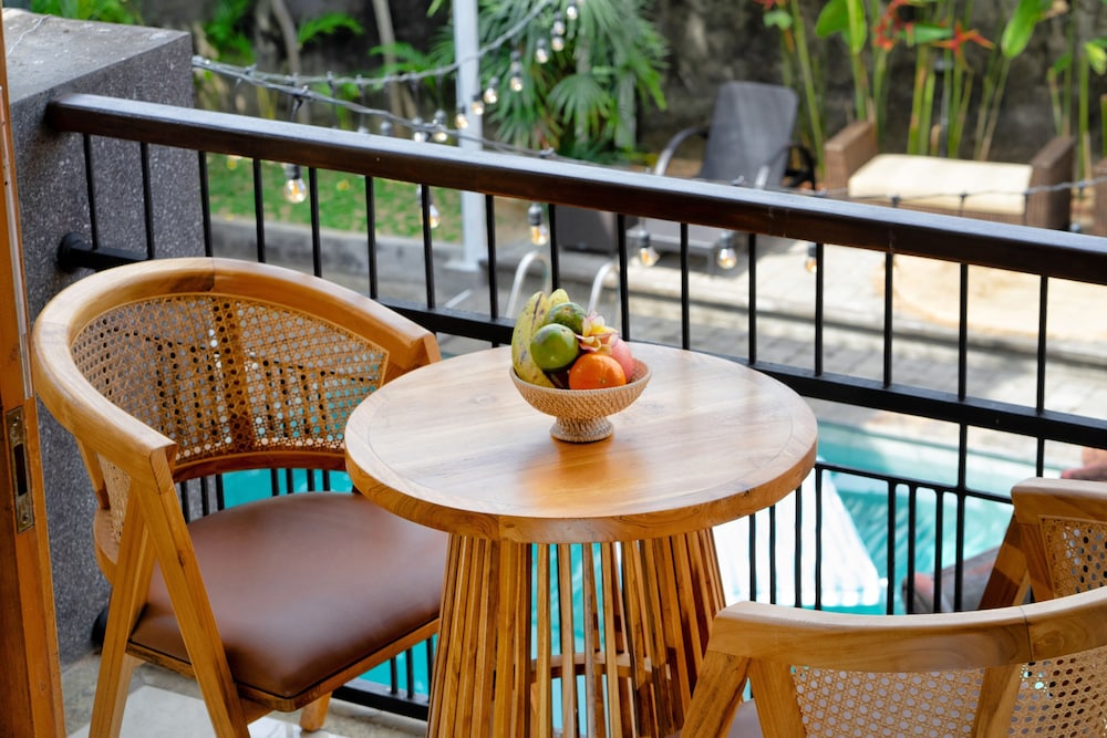 Deluxe Double or Twin Room, 1 Double or 2 Twin Beds, Balcony, Garden View photo 3