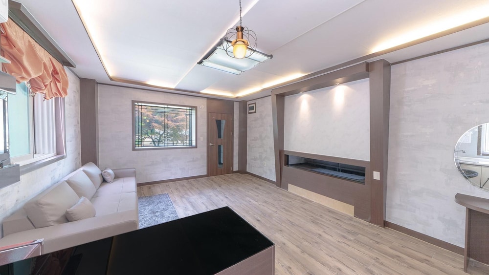 Basic Room, 1 Bedroom (pensyeonhyeonggeullaemping1(ondol)) - Photo 20