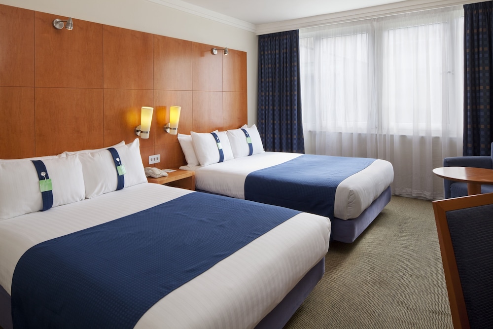 Standard Room, 2 Double Beds photo 1