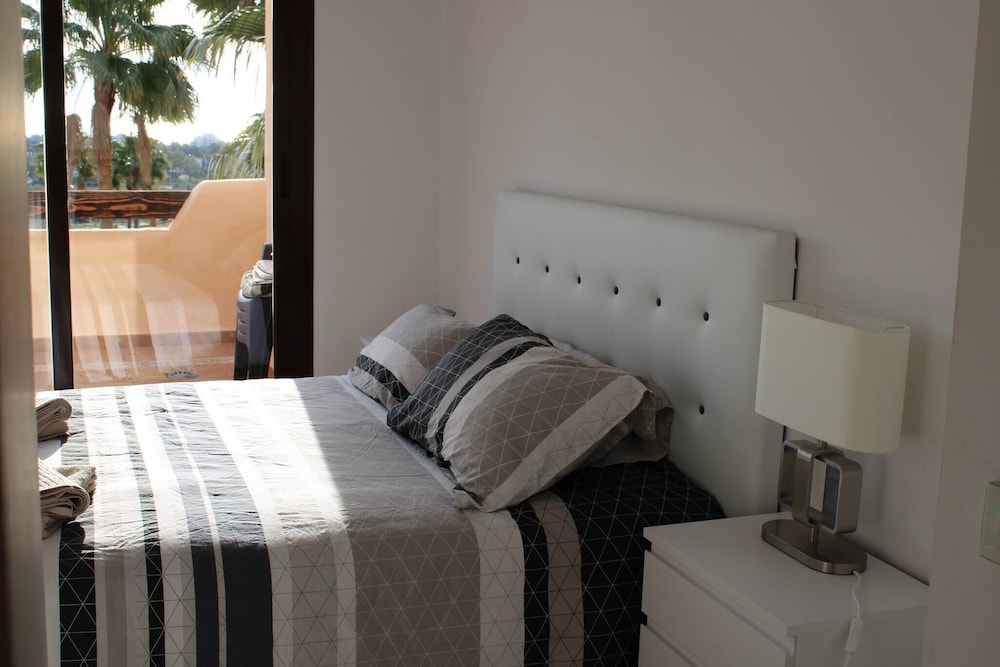 Beautiful Flat Near Golf Courses With sea Views, Billede 33