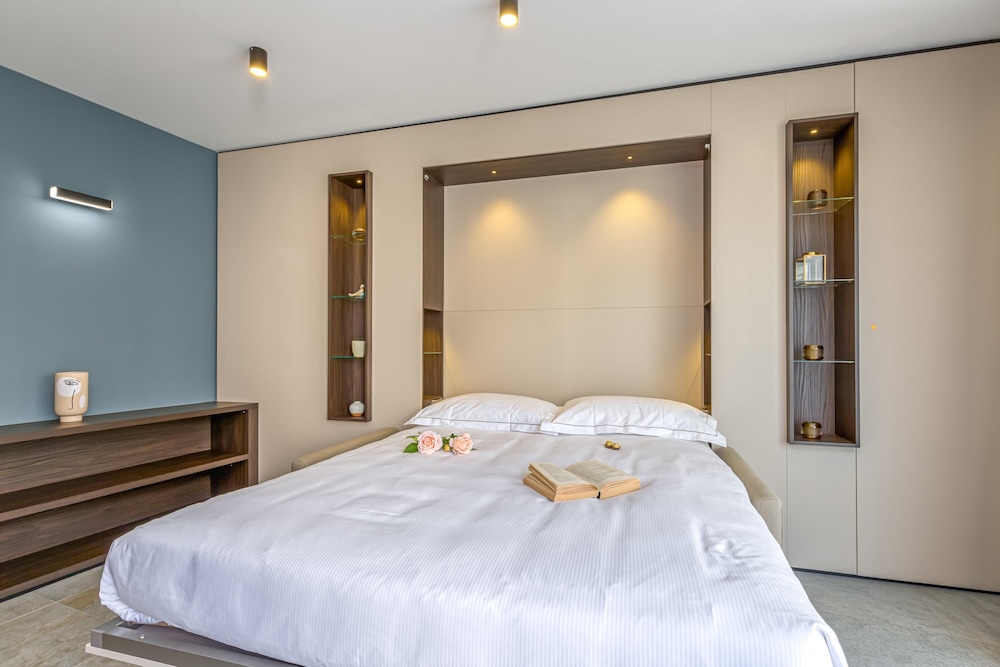Family Studio (ICON H Lugano 307 Suite Micro-Living)
