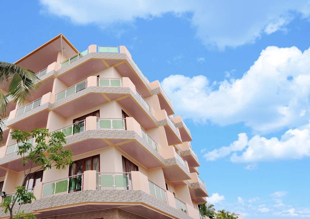 Superior Double Room, 1 Bedroom, Balcony, City View photo 2