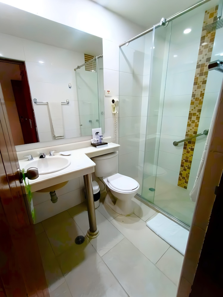 Standard Triple Room photo 3