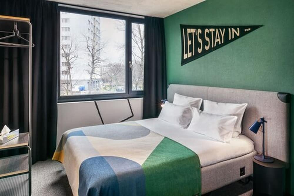 Executive Room - Photo 1