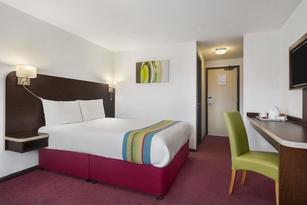 Room, 1 Double Bed - Photo 3