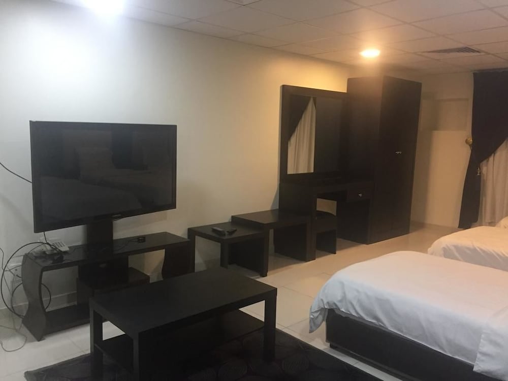Deluxe Triple Room photo 1