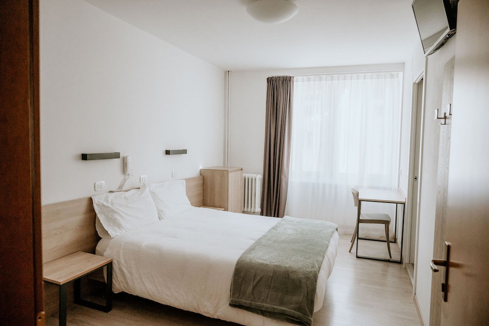 Basic Double Room, City View