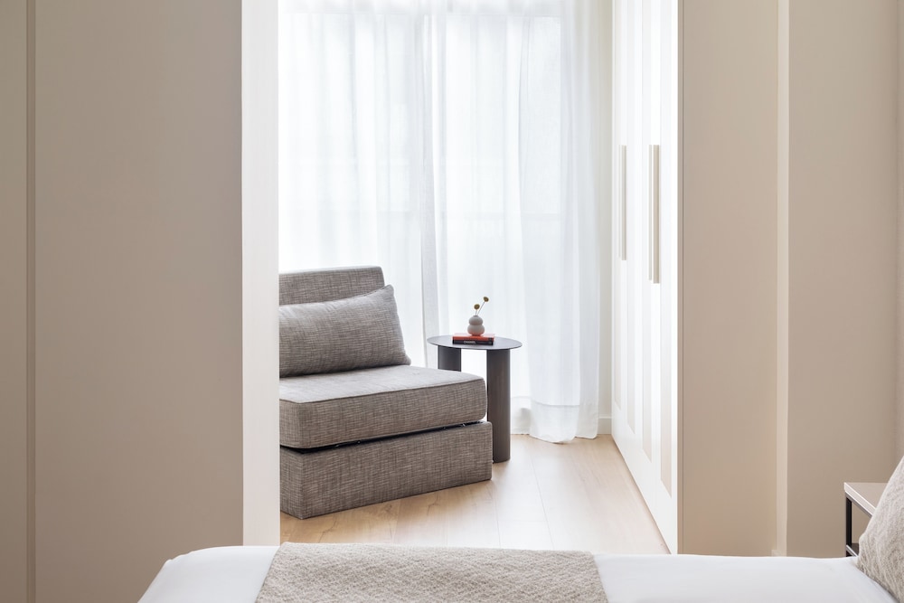 Exclusive Apartment, 2 Bedrooms, Terrace photo 3