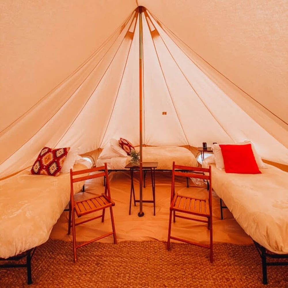 Tent, 3 Twin Beds, Shared Bathroom photo 2