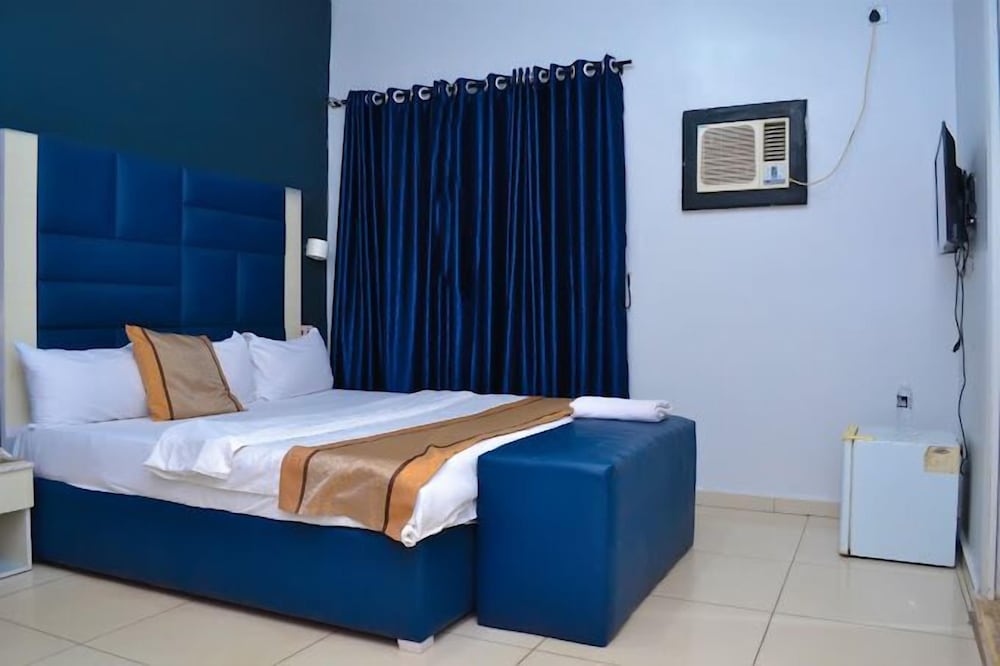 Deluxe Room, Balcony, City View photo 2