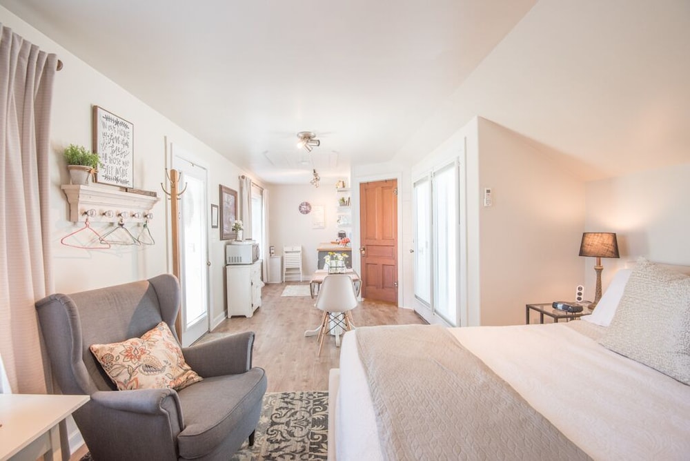 Standard Double Room, Ensuite (Studio Cottage) photo 3