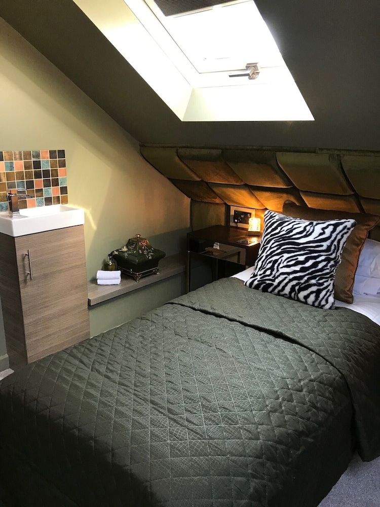 Double Room, Private Bathroom (Or Twin) photo 3