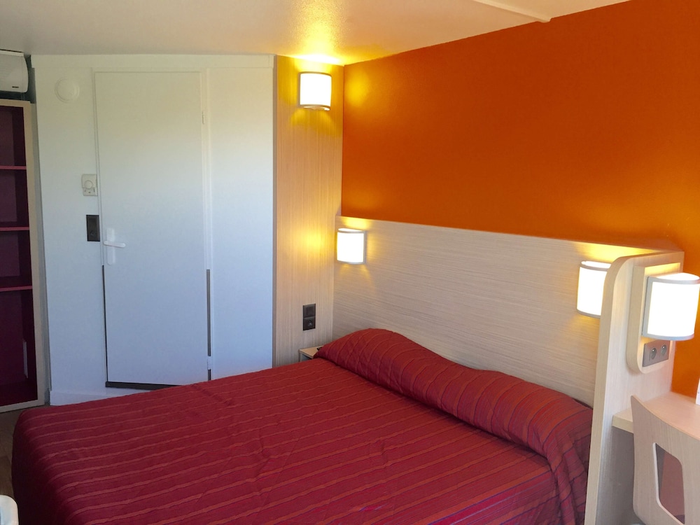 Standard Room, 1 Double Bed - Photo 5