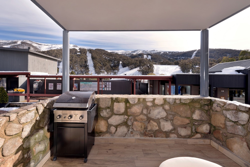 Little Nanook – Luxury Studio Apartment photo 2