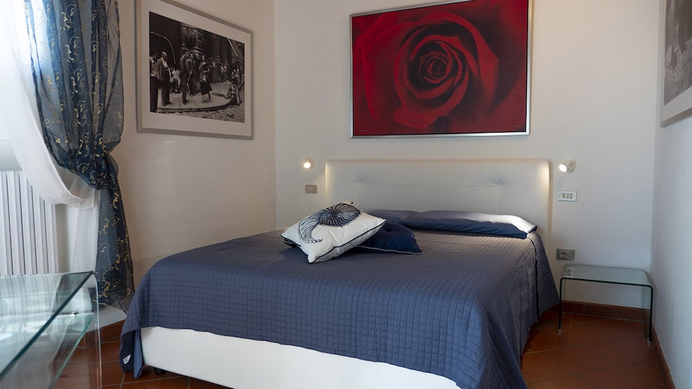 Standard Room, 1 Bedroom, Private Bathroom (Rosa Rossa) photo 2