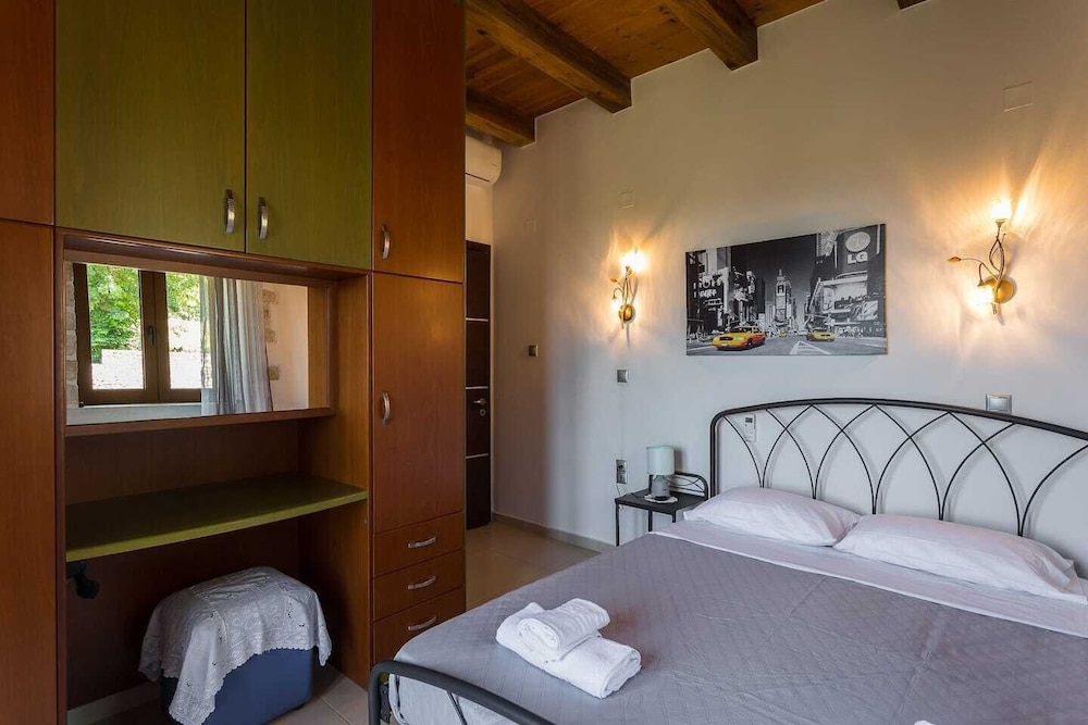 Villa, 5 Bedrooms, Non Smoking, Private Pool photo 3