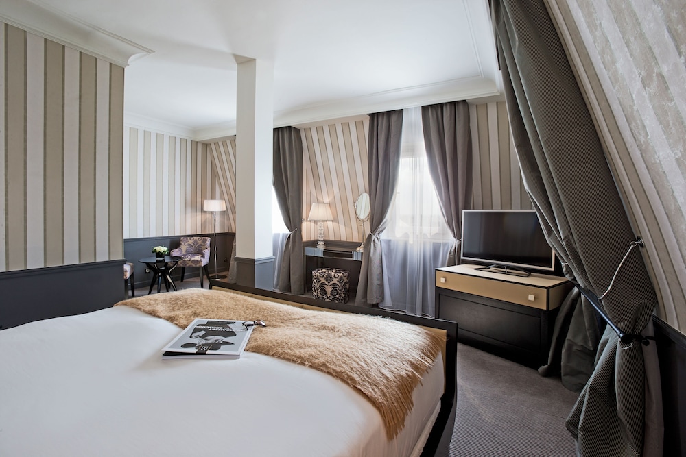 Suite Gonzague Saint Bris Vue mer Suite Gonzague Saint Bris Vue mer