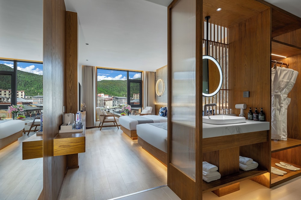 Comfort Double or Twin Room, City View
