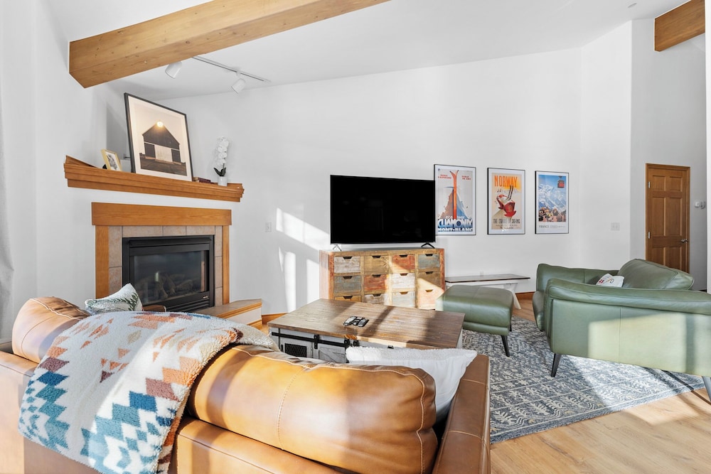 Apartment (2 Bedrooms)