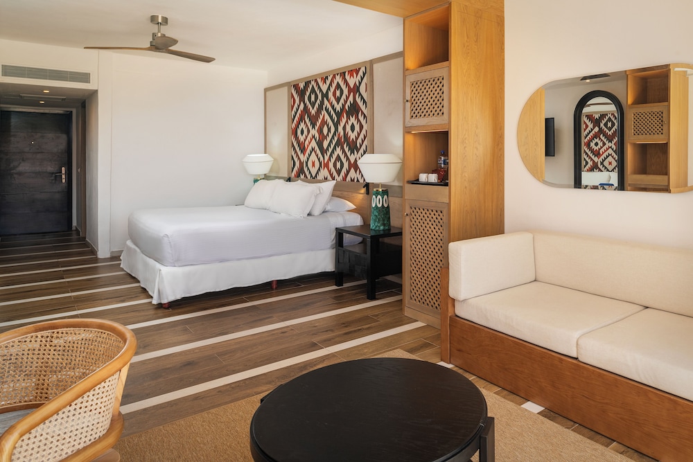 Junior Suite Superior Deluxe - Photo 1