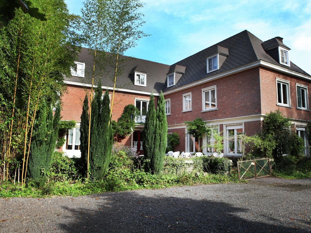 Classic House, Multiple Bedrooms photo 3