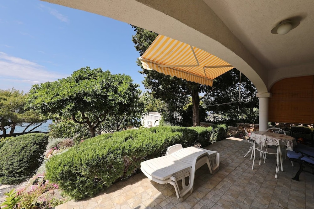 Apartment (Djurdja - 20 m from beach - A2 Luka(2) photo 1