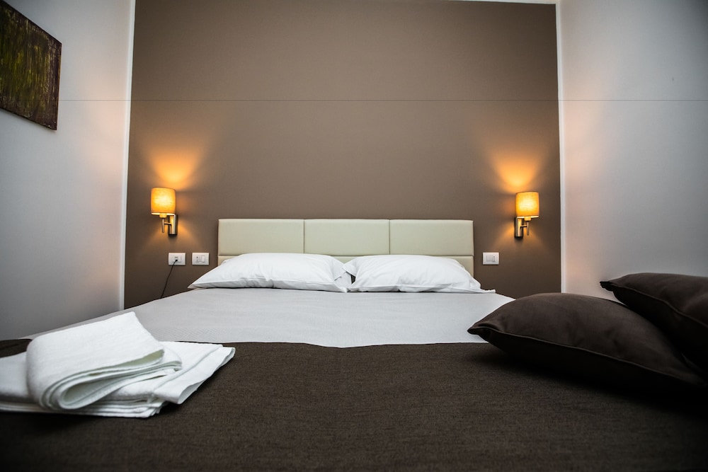 Business Single Room