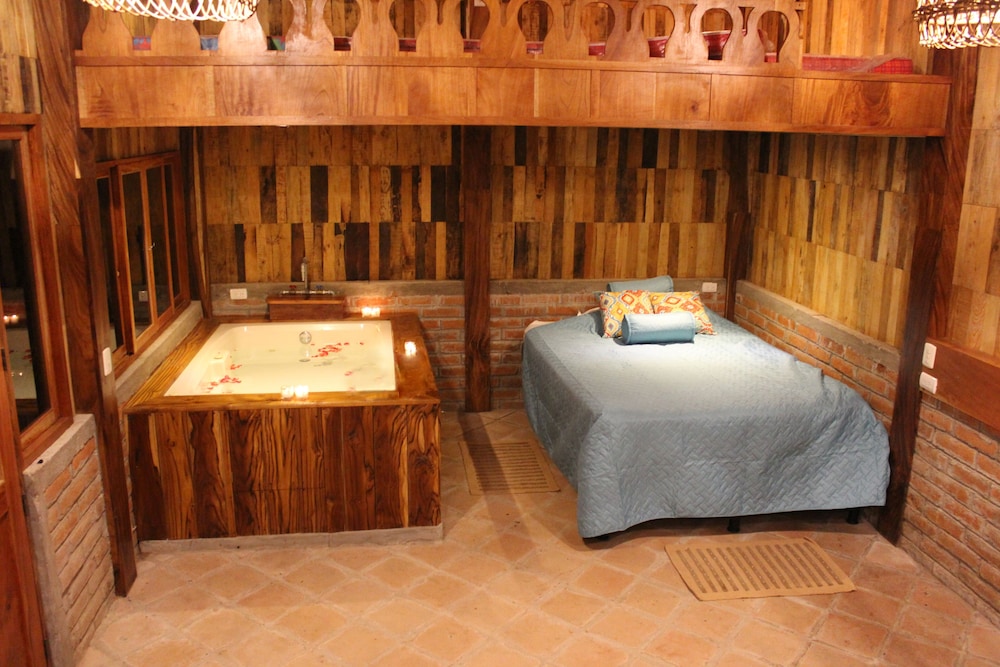 Romantic Cabin, 1 Double Bed photo 1