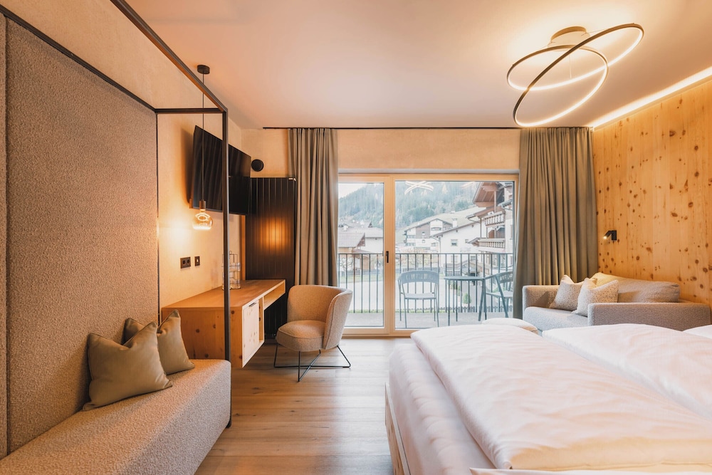 Premium Double Room photo 3