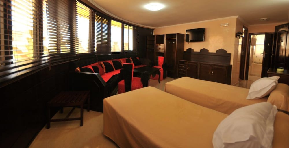 Standard Suite photo 2