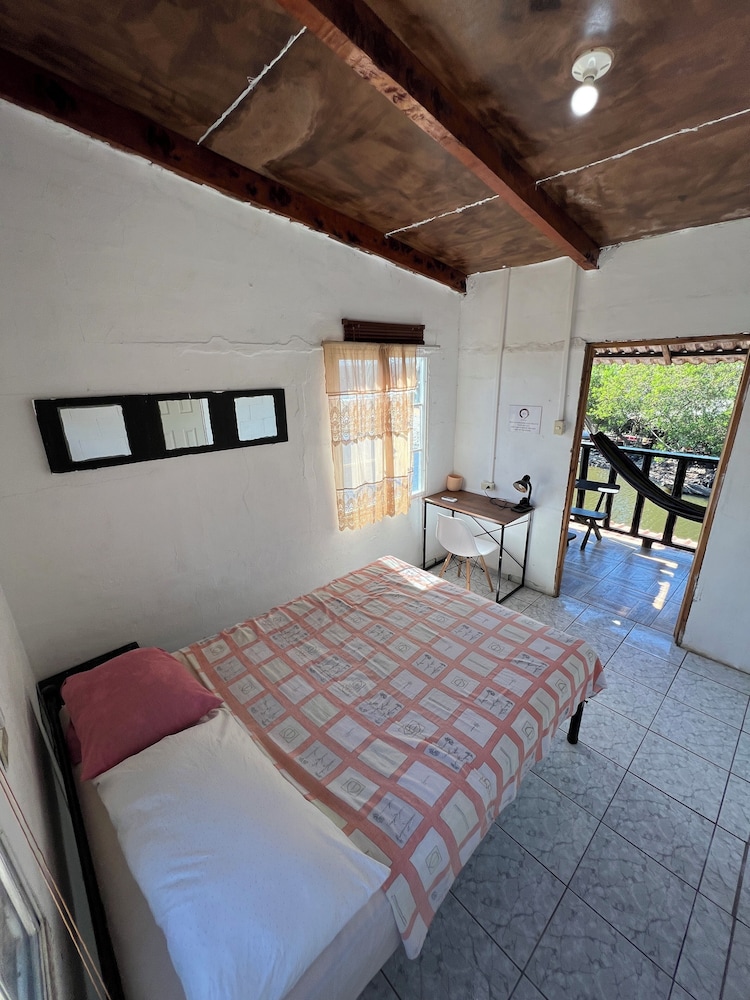 Basic Double Room, Beach View