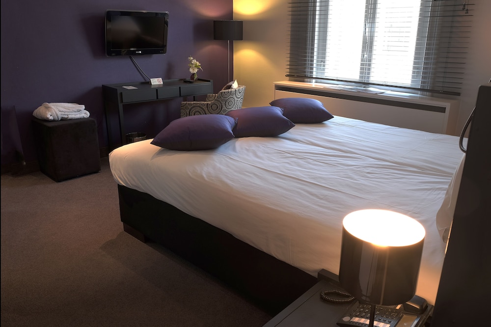 Deluxe Double Room photo 2