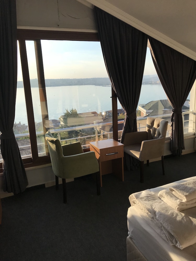 Suite, Sea View photo 1